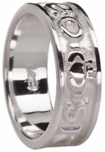 Ladies White Gold Claddagh "Love Forever" Band Ring 